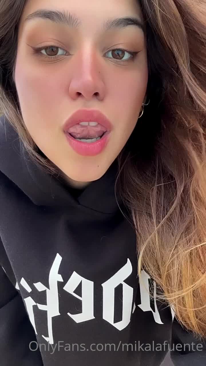 Video 902803 from Mikaela Lafuente / Mika Lafuente