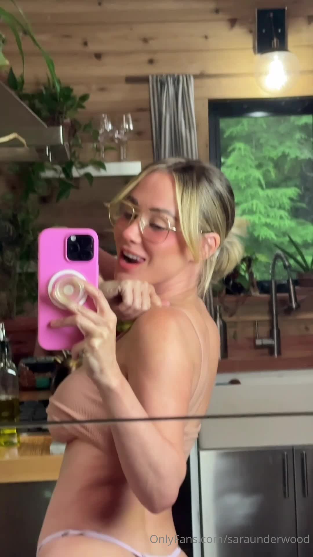 Video 903044 from Sara Jean Underwood / Saraunderwood