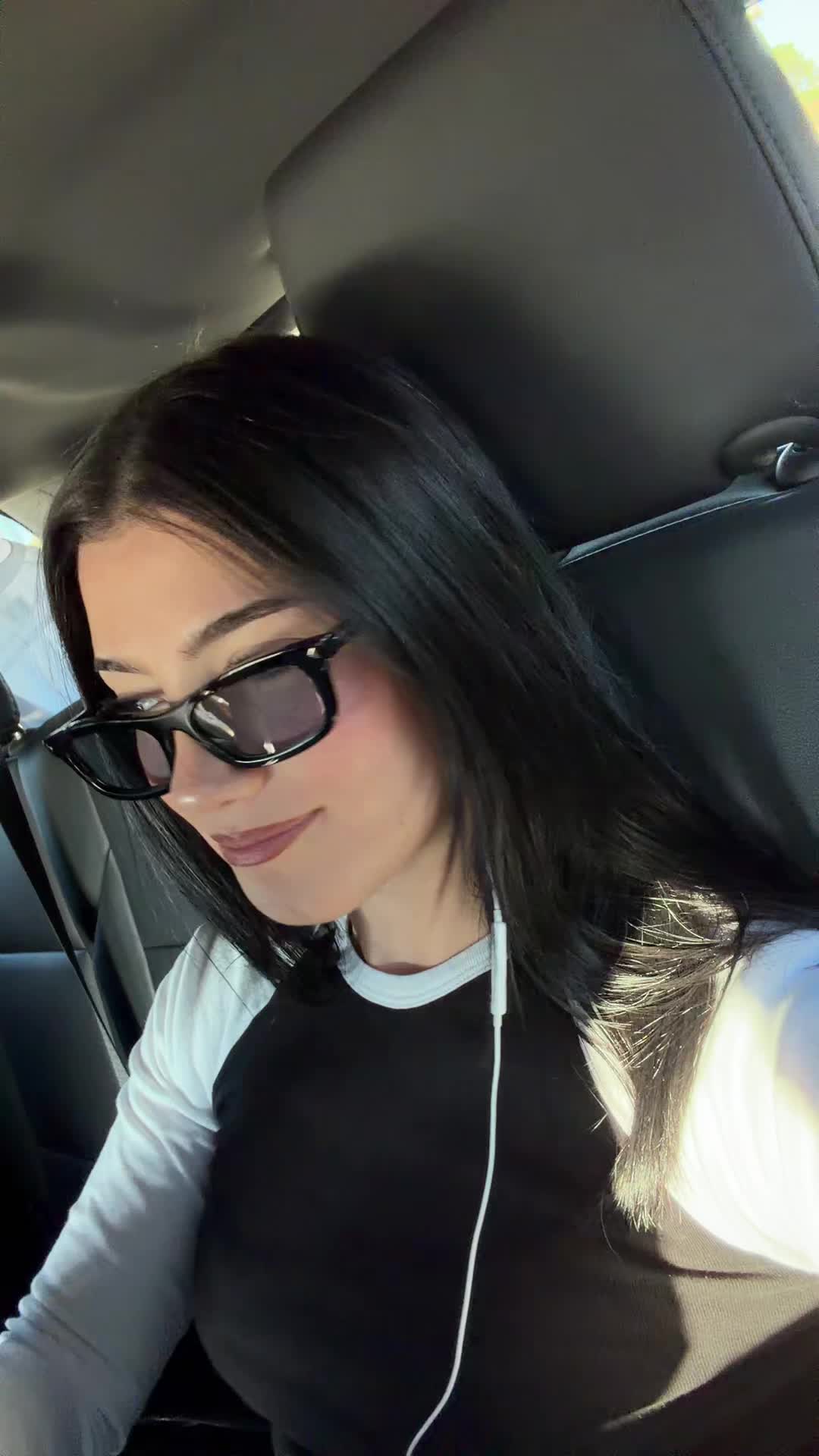 Video 903860 from Charli D'Amelio / Charli Damelio