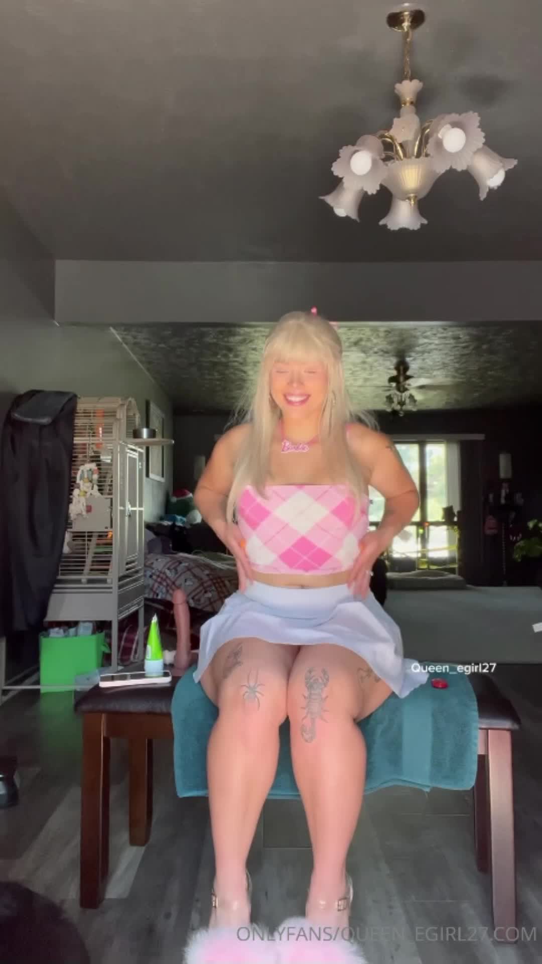 Video 904114 from Queen_D / queen_egirl27