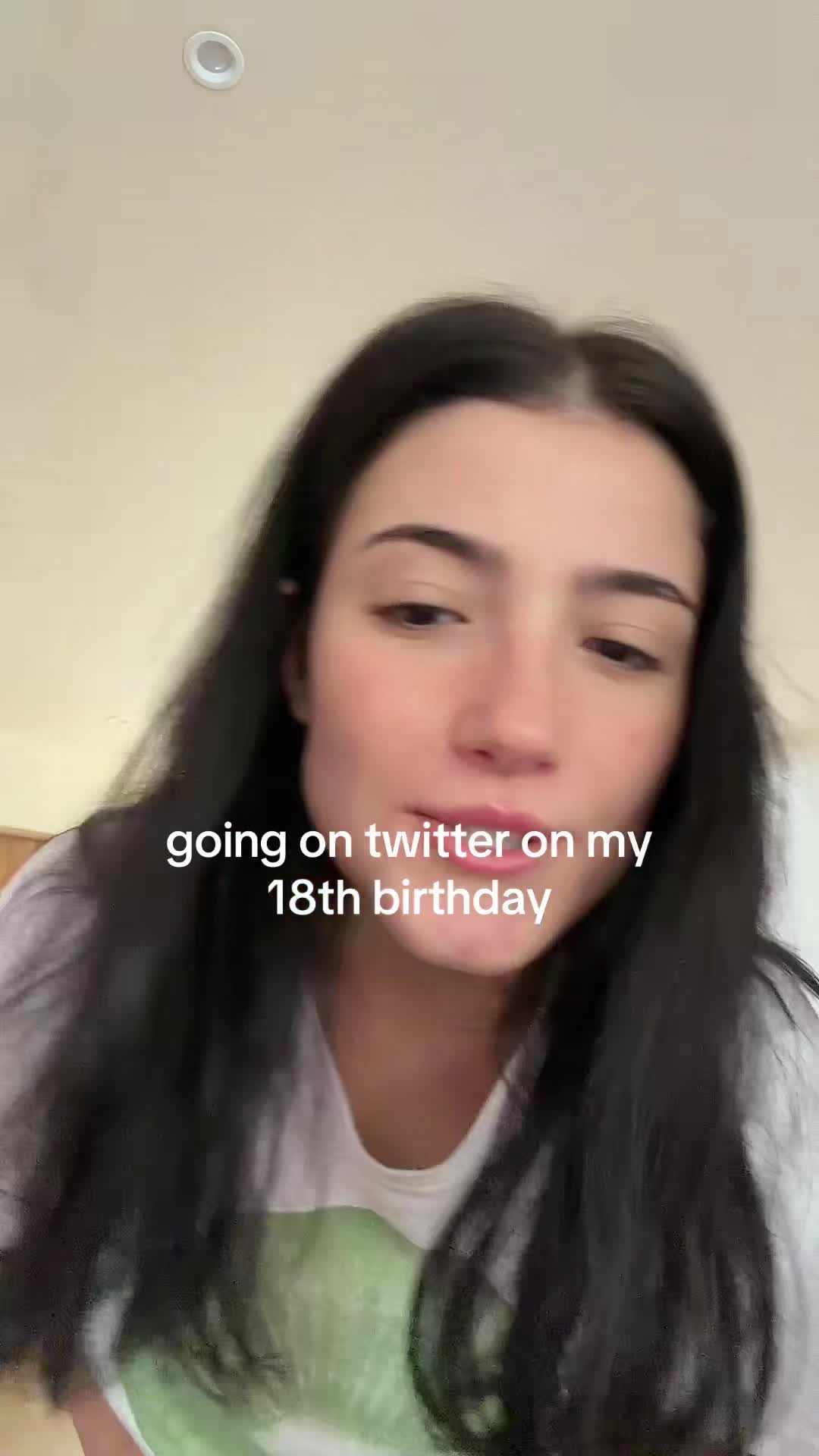 Video 904984 from Charli D'Amelio / Charli Damelio