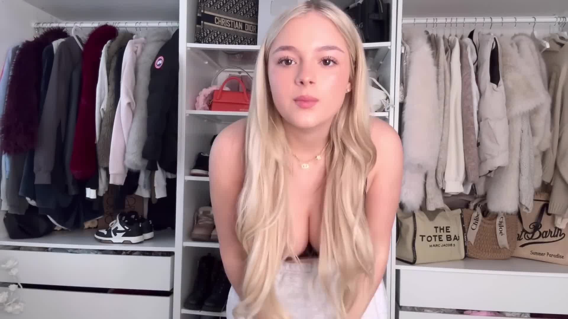 Video 906582 from Marsden it / beautybrooke123 / brooke marsden