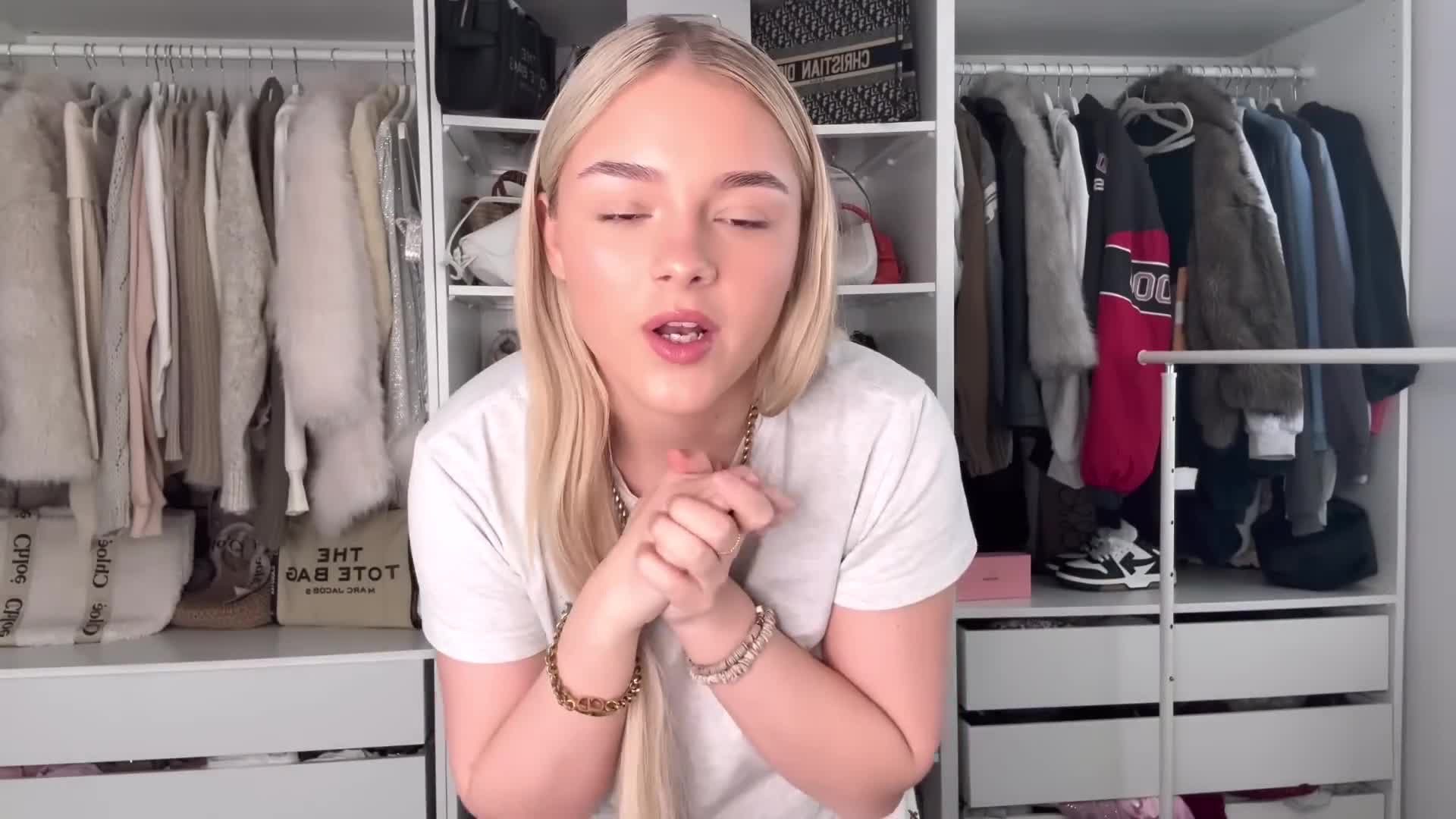 Video 906591 from Marsden it / beautybrooke123 / brooke marsden