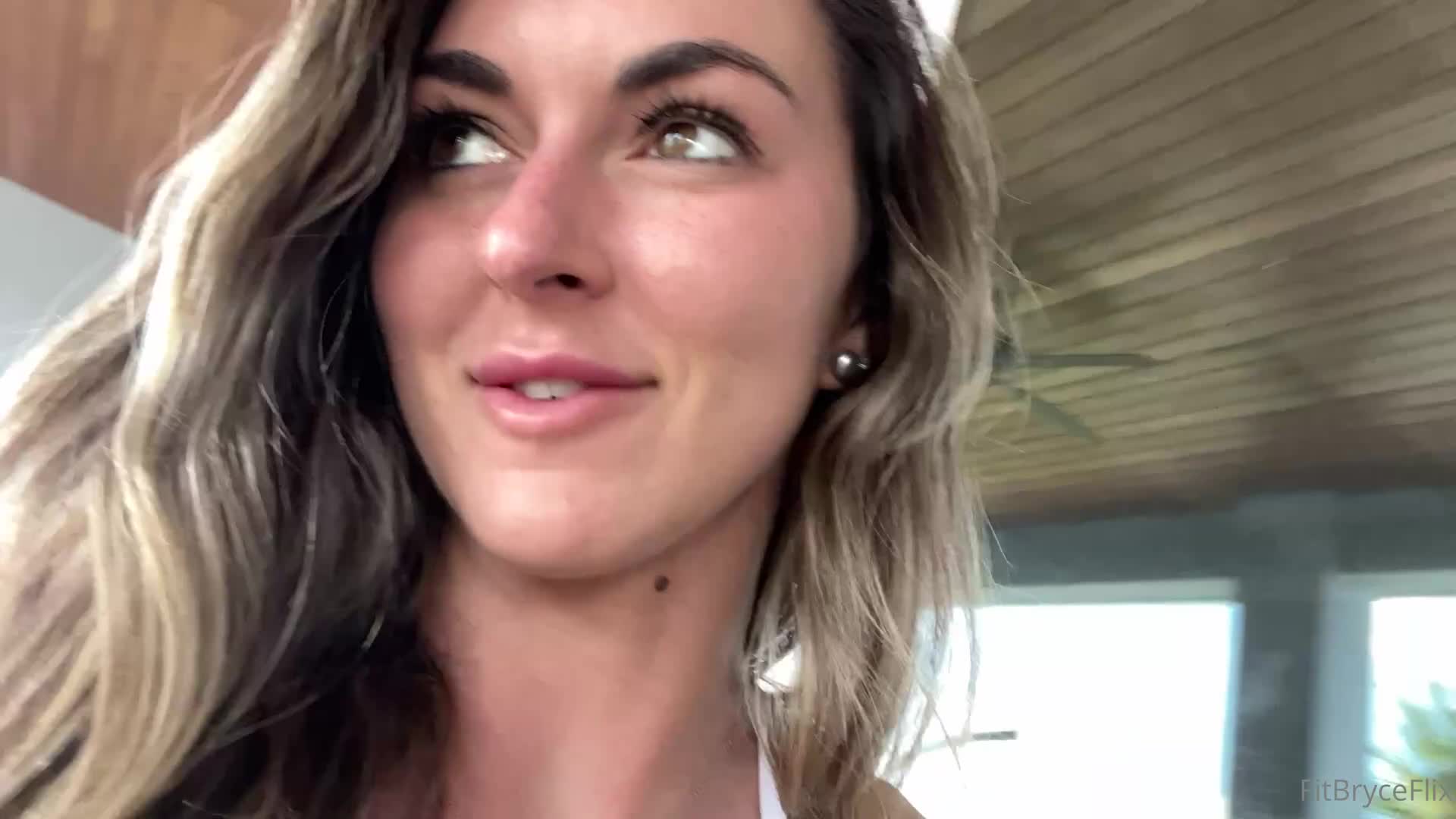 Video 907098 from Bryce Adams / fitbryceadams