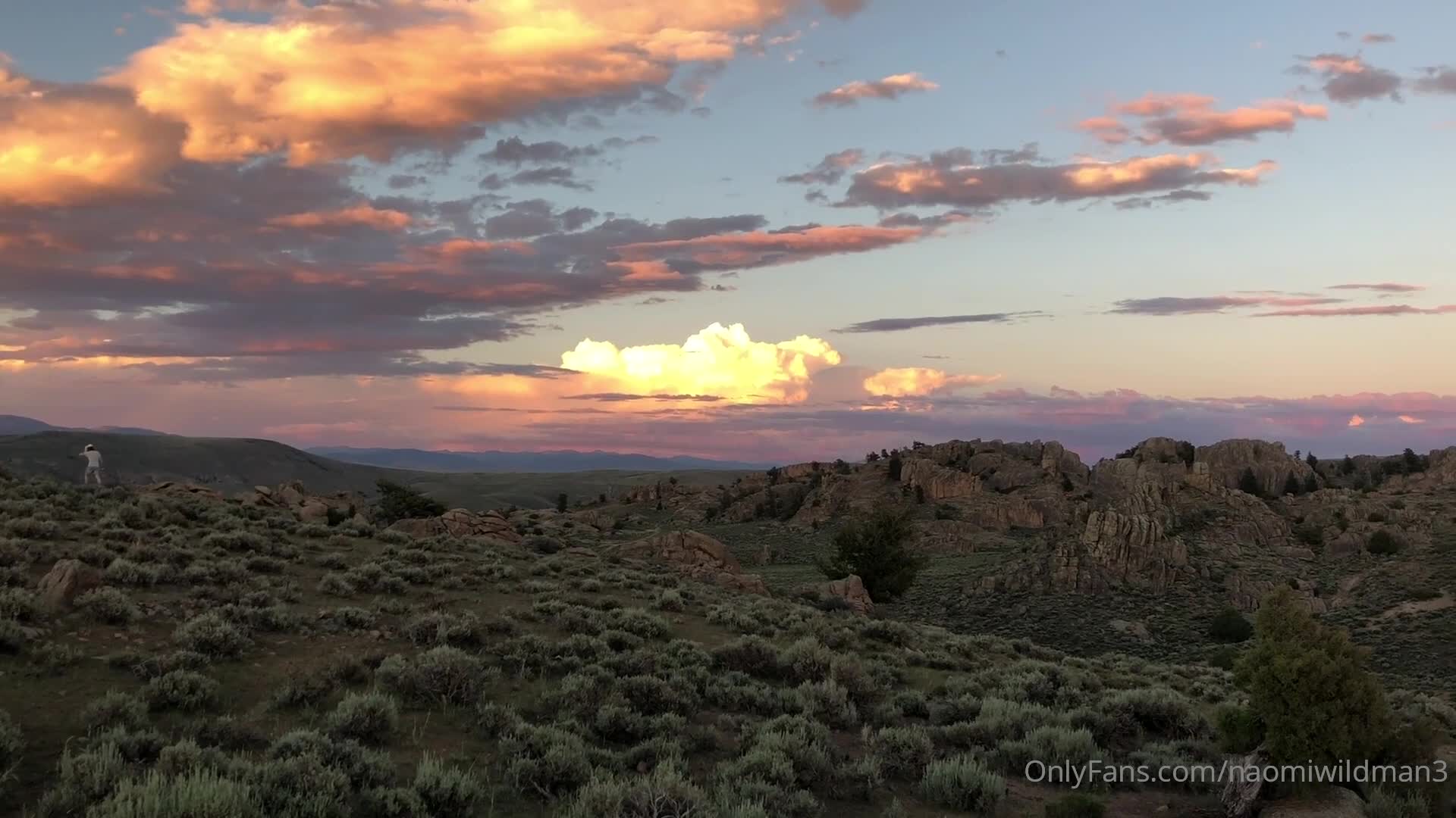 Video 908741 from Naomi Wildman / naomiwildman3