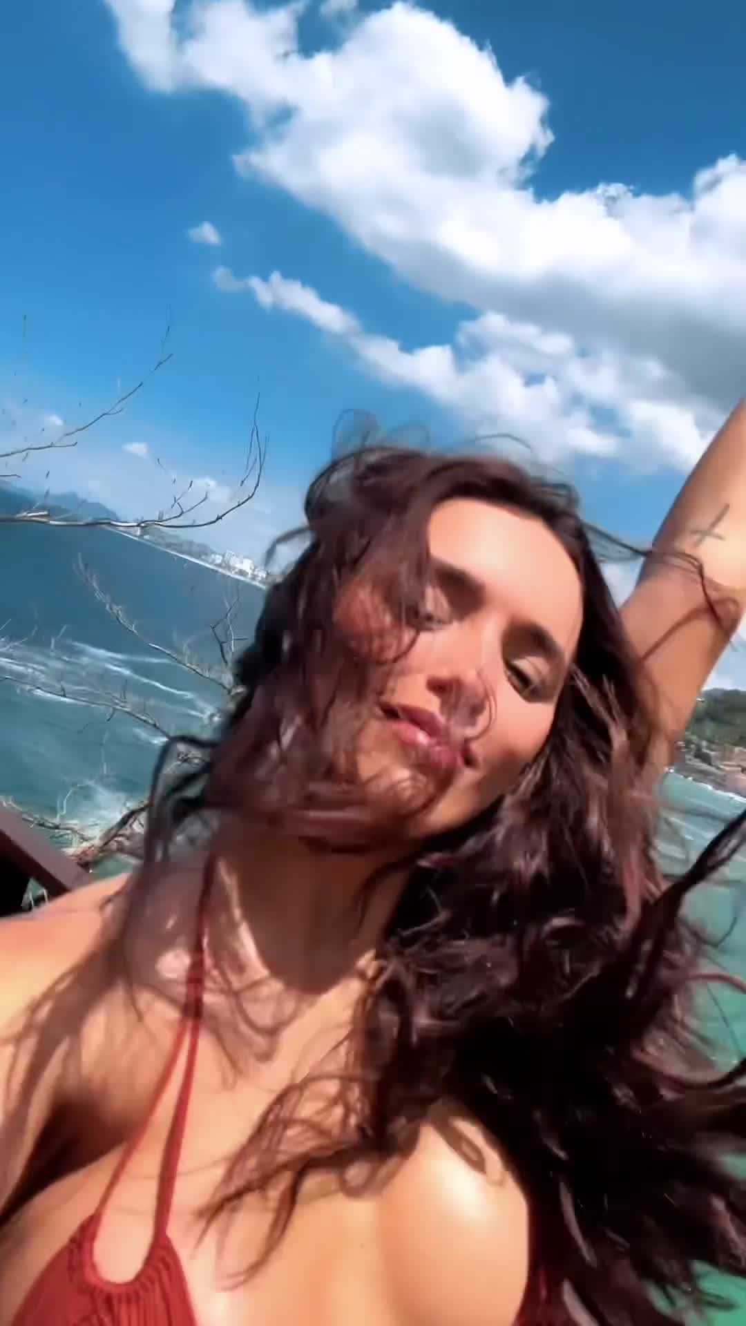 Video 910108 from Rafa Kalimann (ex-BBB)