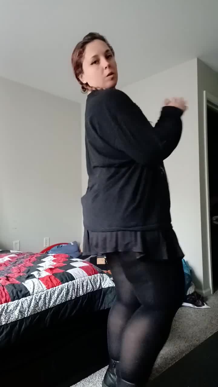 Video 912762 from deathbyruby | deathbyruby2.0 | Ruby Lee