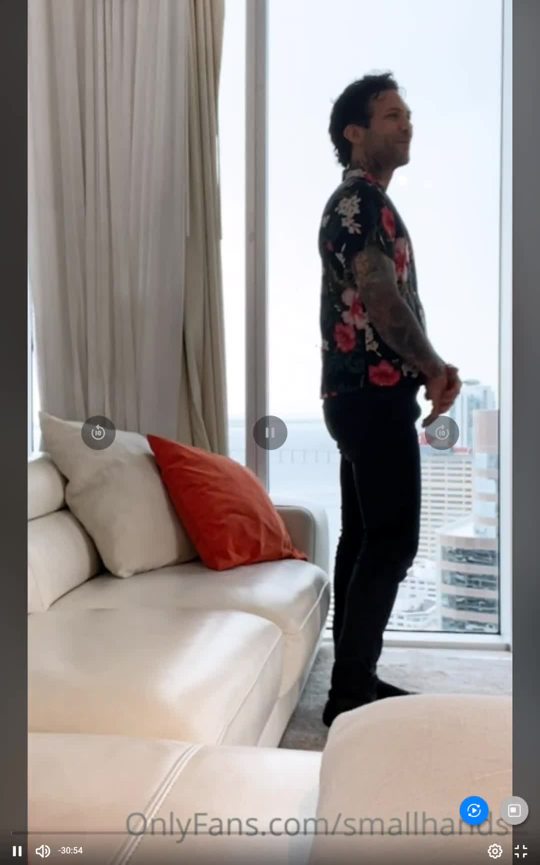 Video 913073 from Kaili Thorne