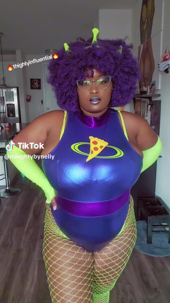 Video 913113 from Animated_Aja/NaughtyByNelly/ThighlyInfluential