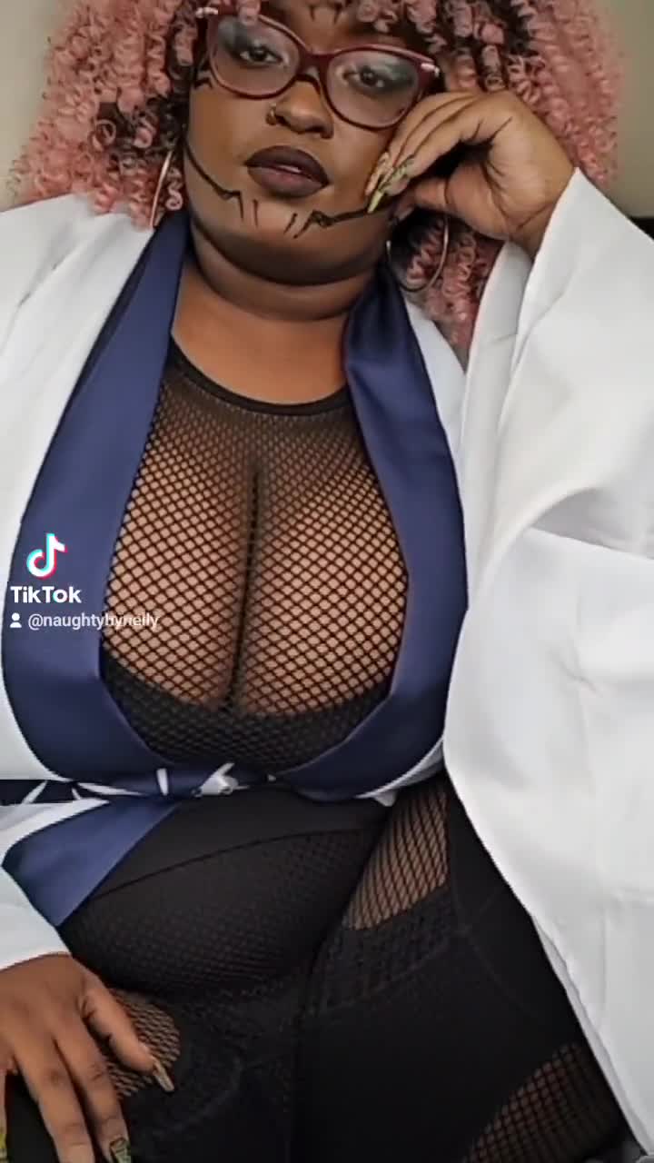 Video 913119 from Animated_Aja/NaughtyByNelly/ThighlyInfluential