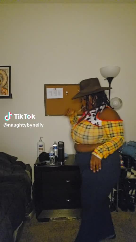 Video 913130 from Animated_Aja/NaughtyByNelly/ThighlyInfluential