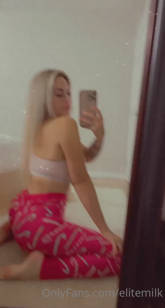 Video 913859 from EliteMilk / Elite_Milk