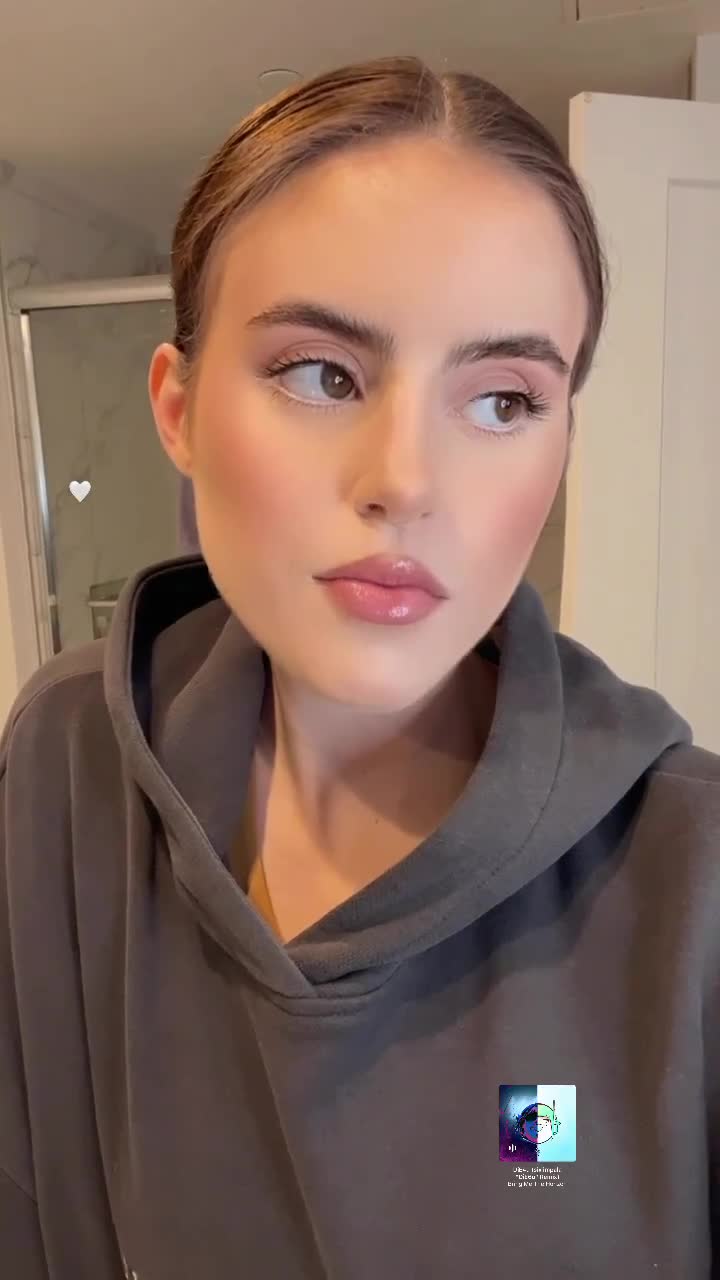 Video 915360 from Kiiara