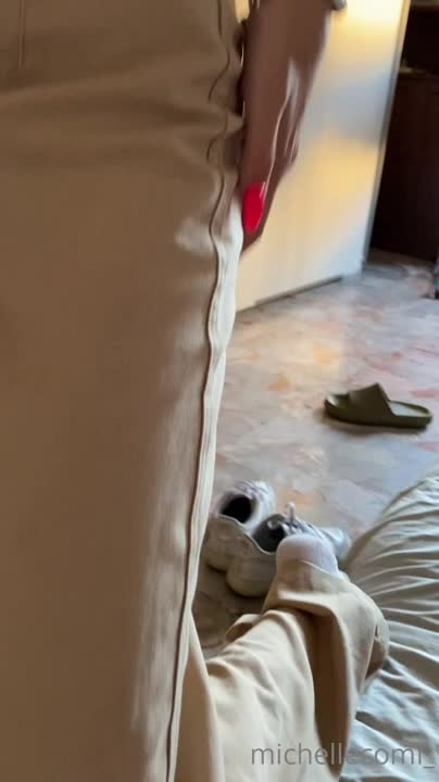 Video 915370 from Michelle Comi