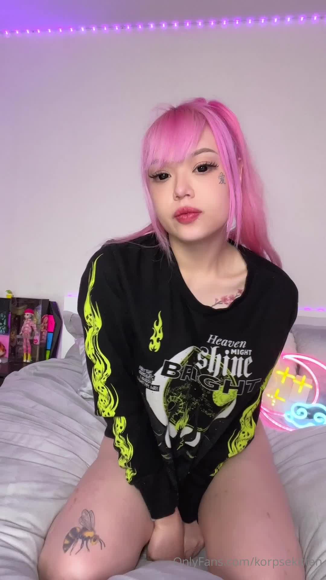 Video 916837 from Evie Rain / KorpseKitten