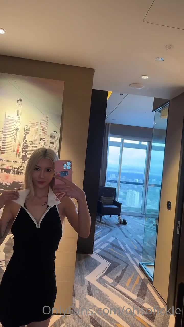 Video 917575 from Tammy Tay | ohsofickle