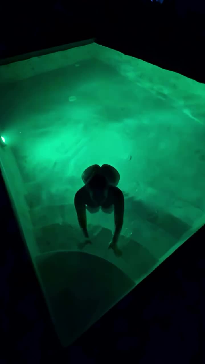 Video 917700 from Hoppy Floppy