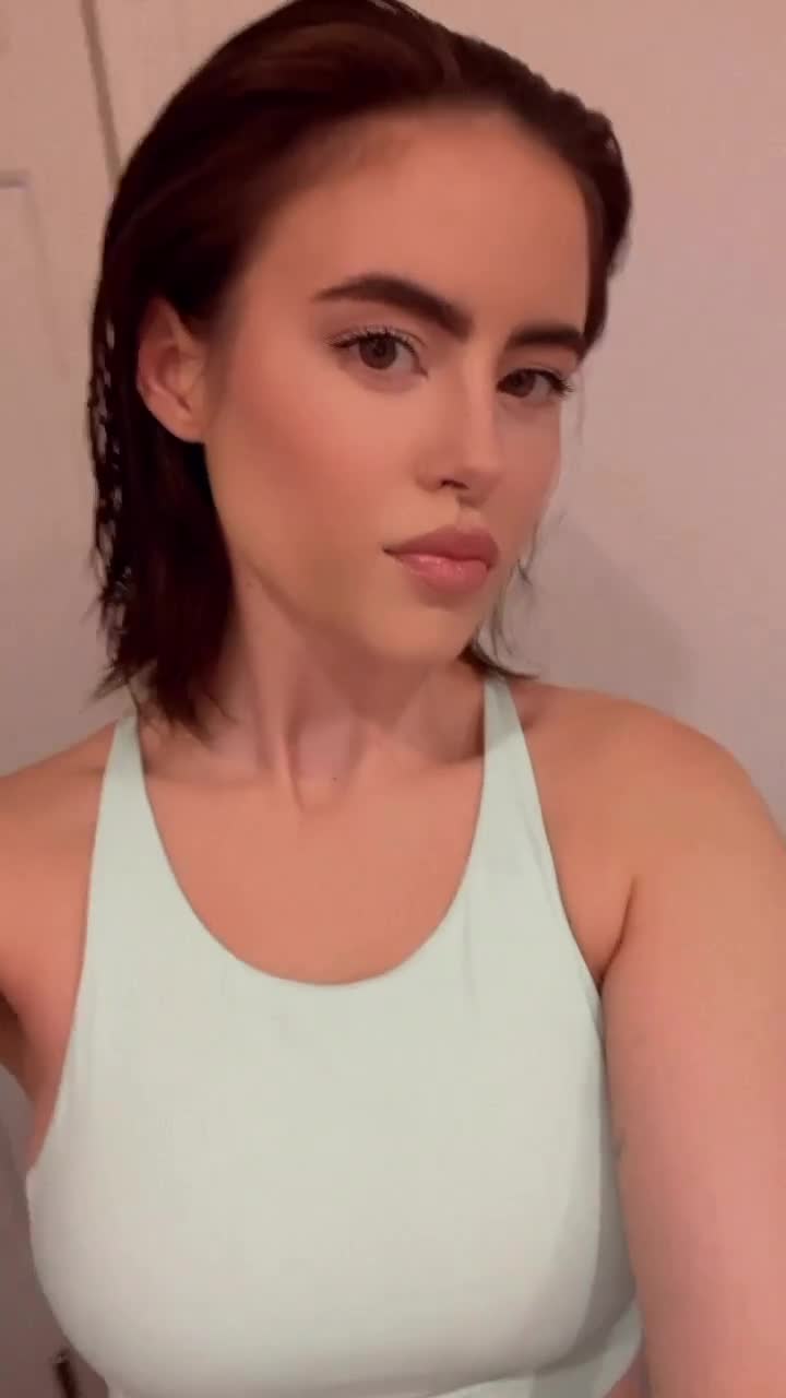 Video 917984 from Kiiara