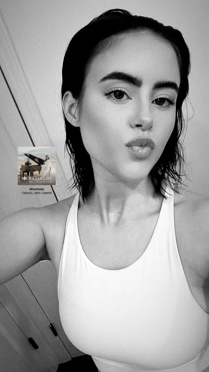 Video 917991 from Kiiara