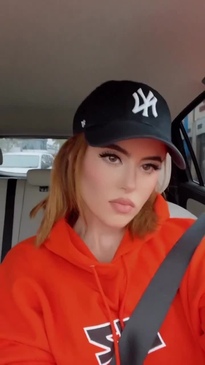 Video 917994 from Kiiara