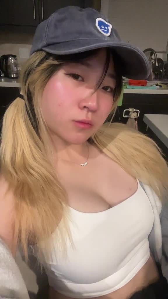 Video 918869 from mii.lily