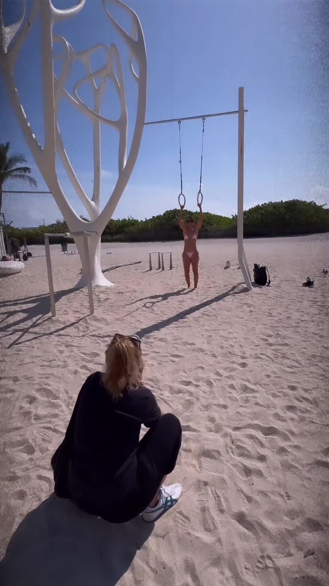 Video 920000 from Reality TV Hotties