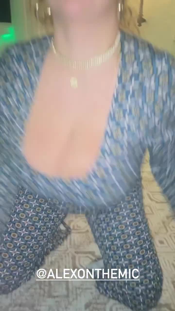 Video 920318 from Alex Gervasi