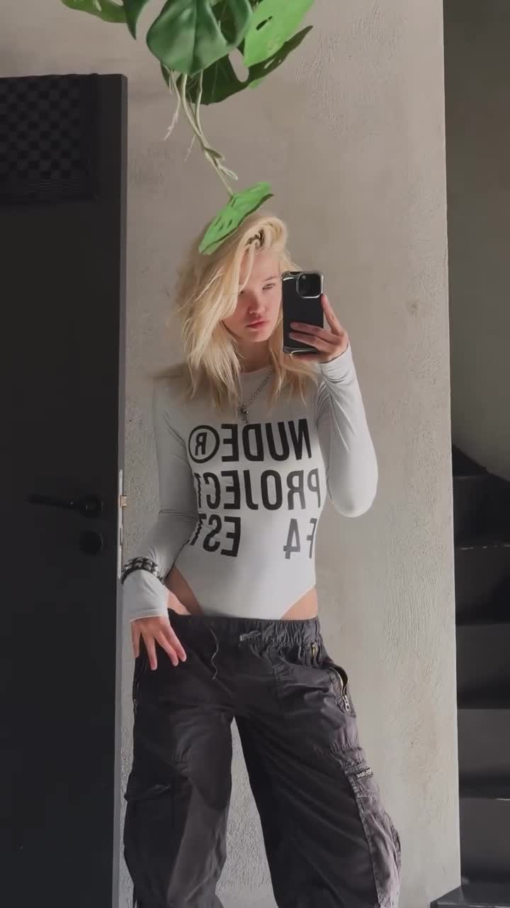 Video 921010 from Isha van Dijk