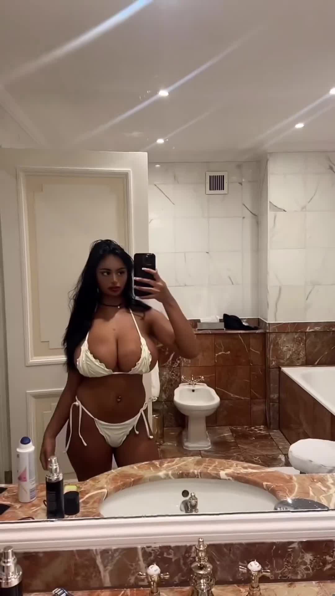 Video 923207 from p0cula