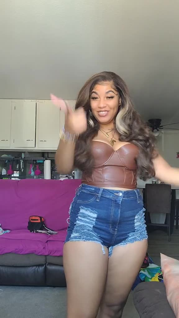 Video 923766 from Animated_Aja/NaughtyByNelly/ThighlyInfluential