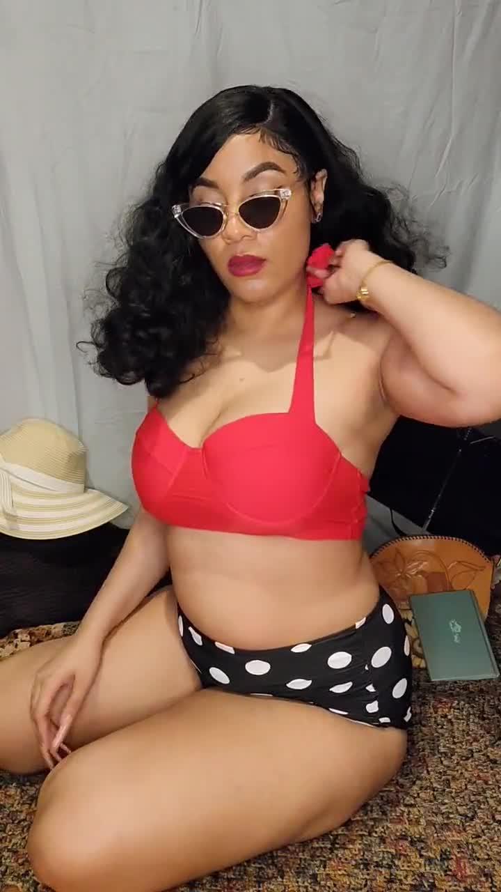 Video 924406 from Animated_Aja/NaughtyByNelly/ThighlyInfluential