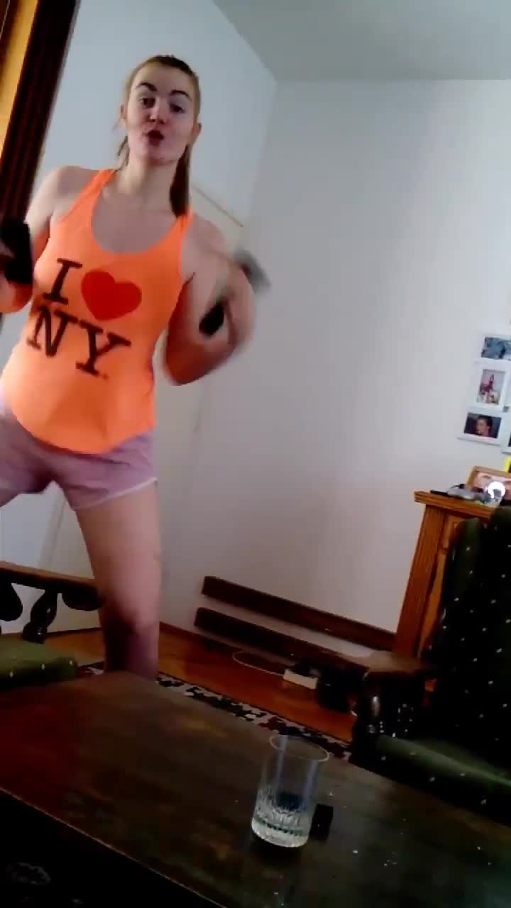 Video 924568 from LM Reactions