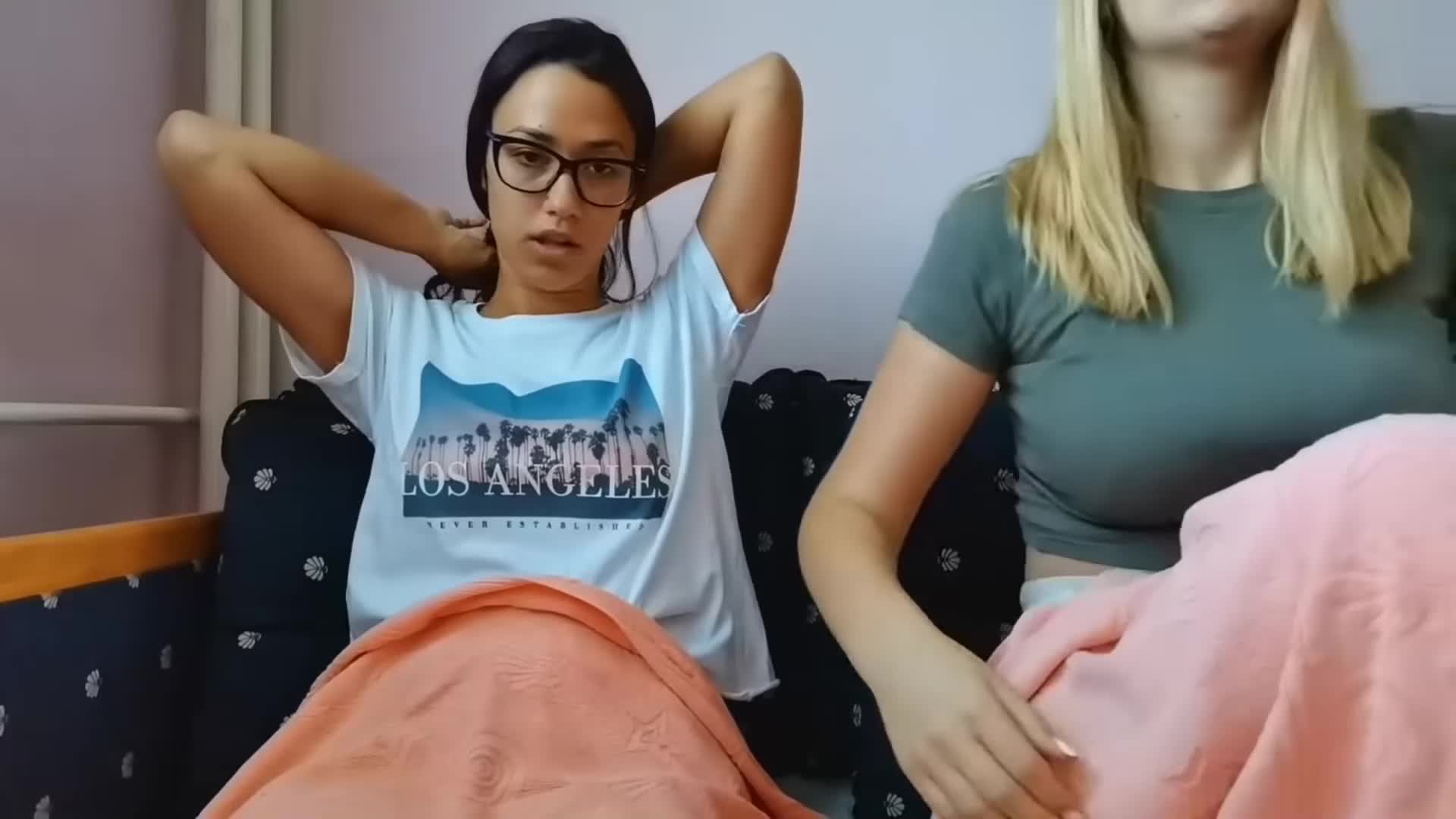 Video 924575 from LM Reactions