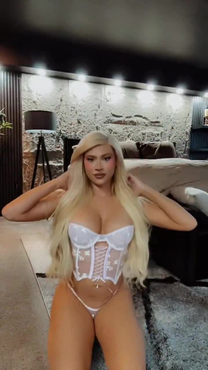 Video 926375 from Angela Vanity