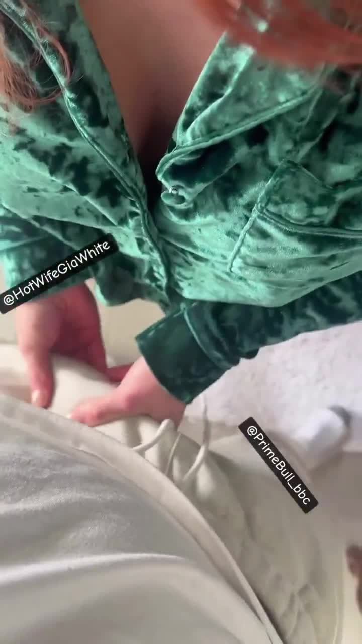 Video 926562 from FitnessMomma26 / maleficent_doubt7745