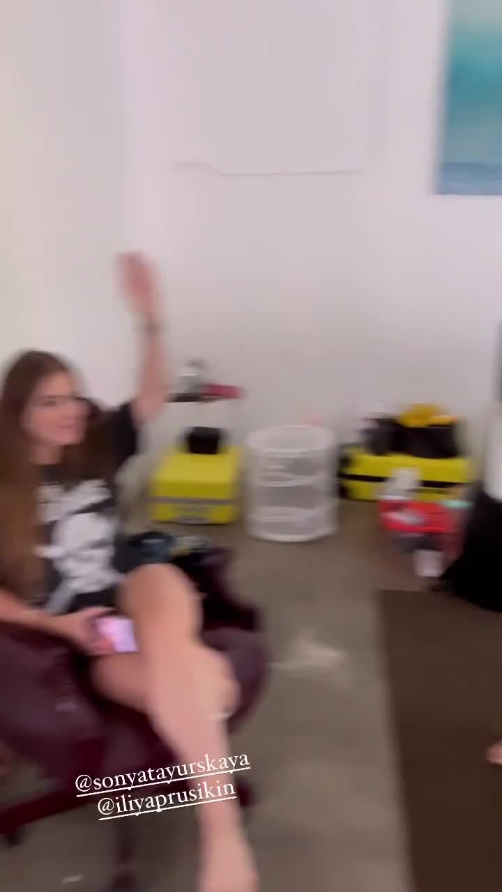 Video 927136 from Klava Koka