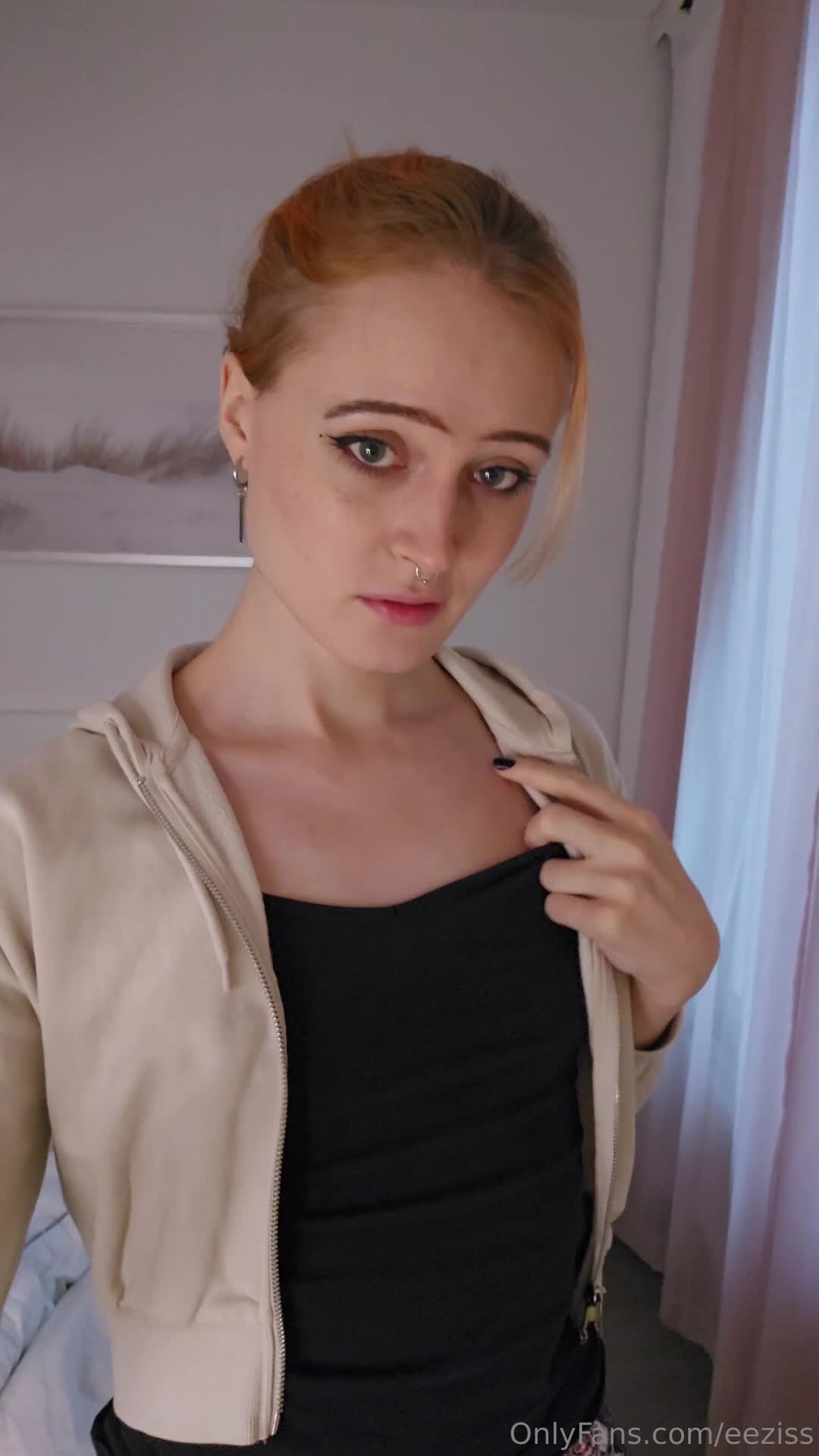 Video 927877 from Elle | Eeziss