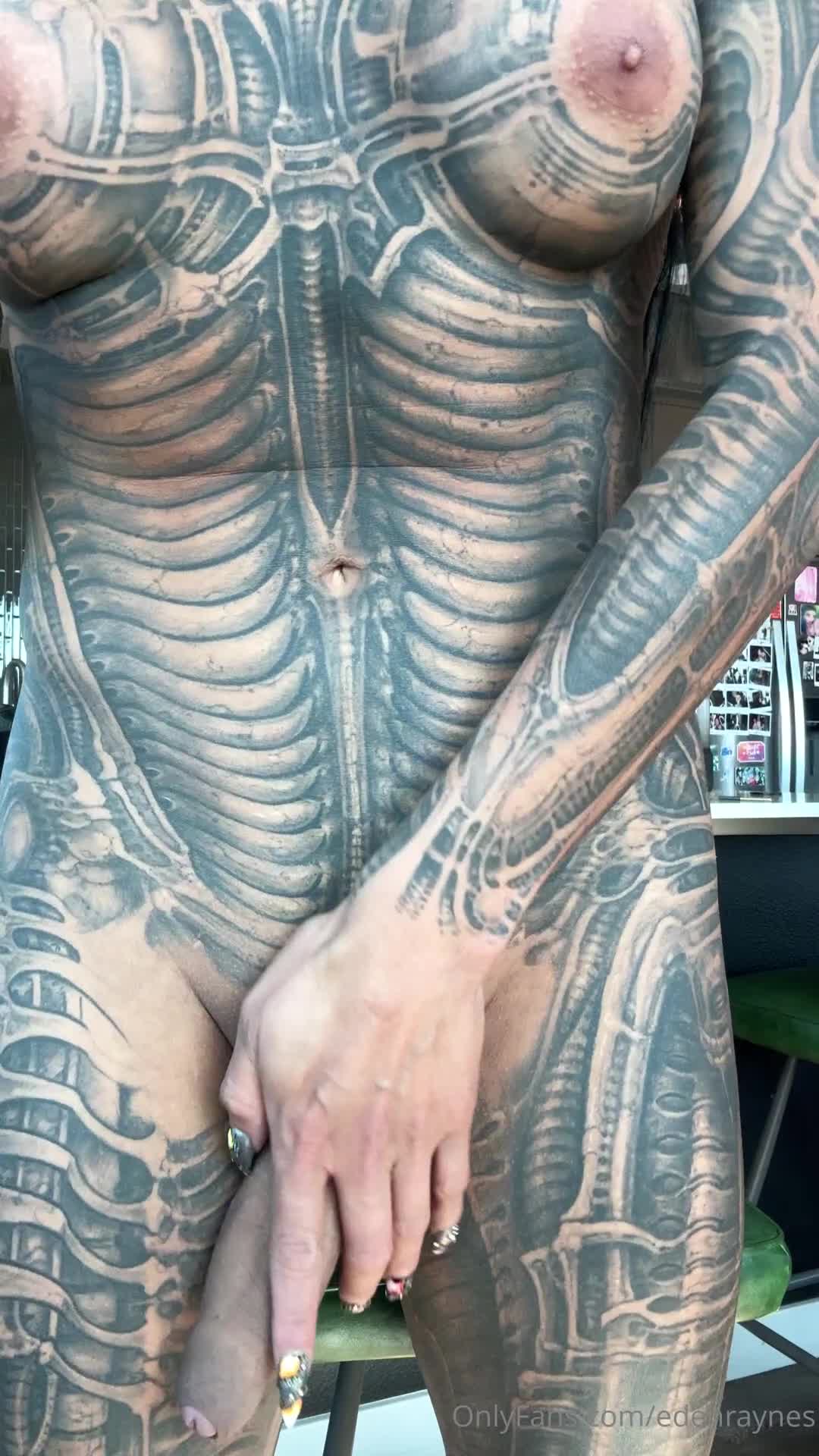 Video 927980 from Eden Raynes