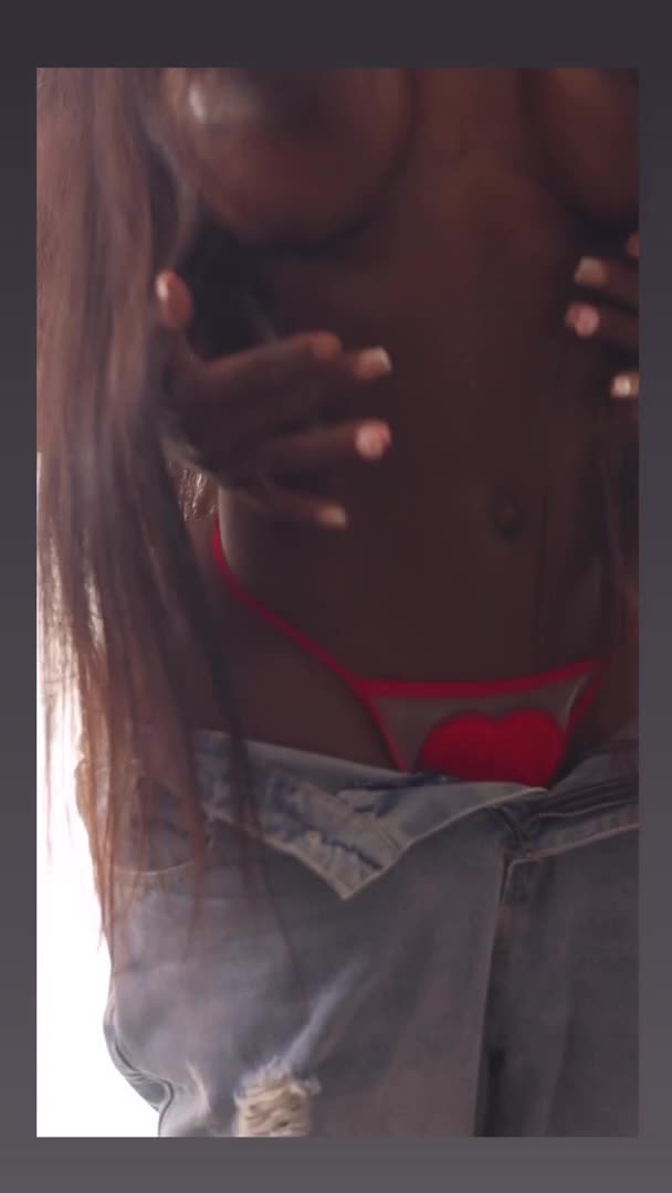 Video 928111 from Andrealatin16