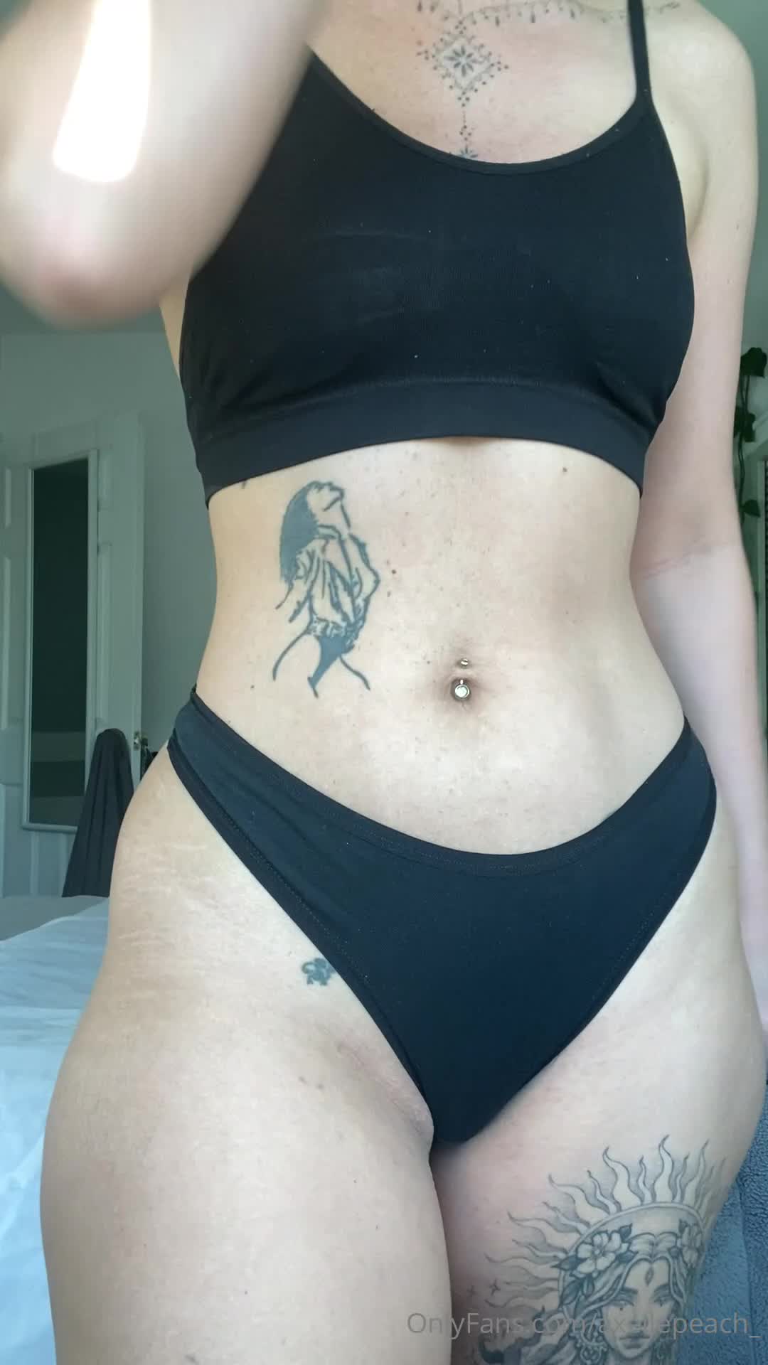 Video 928994 from Axellepeach_