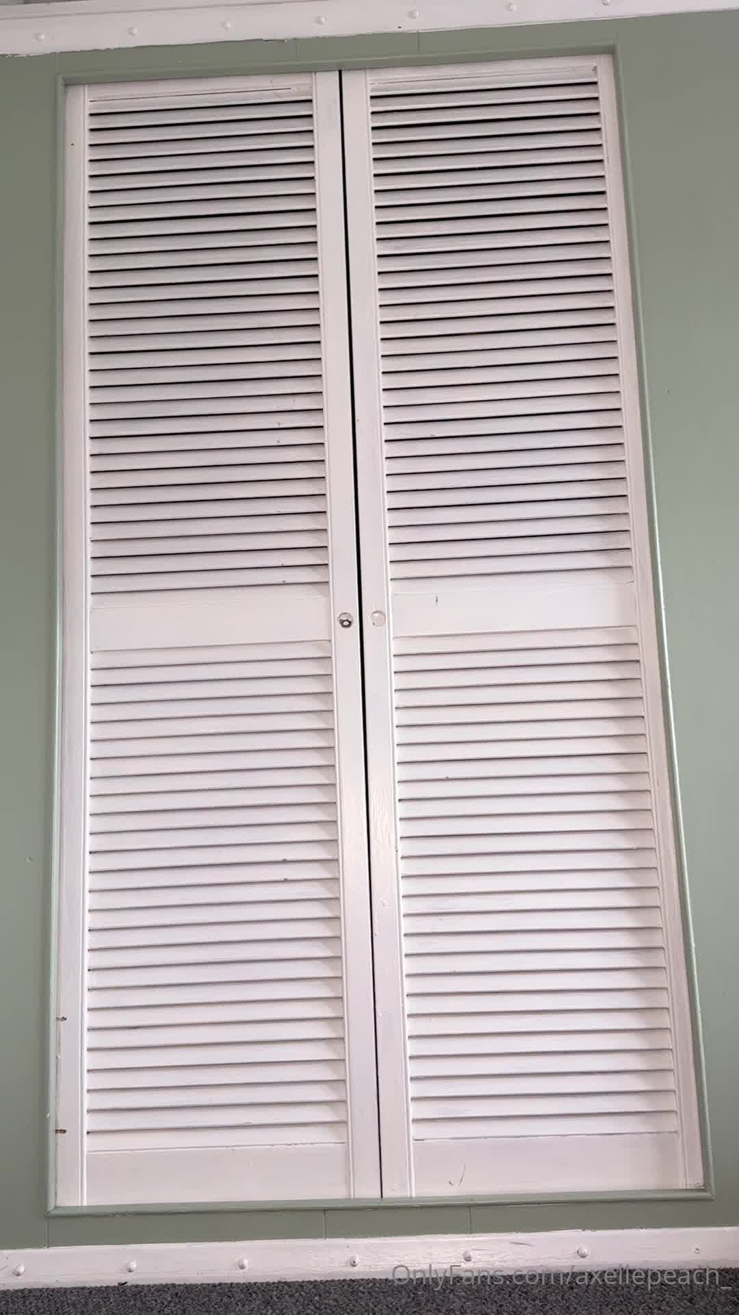 Video 929493 from Axellepeach_