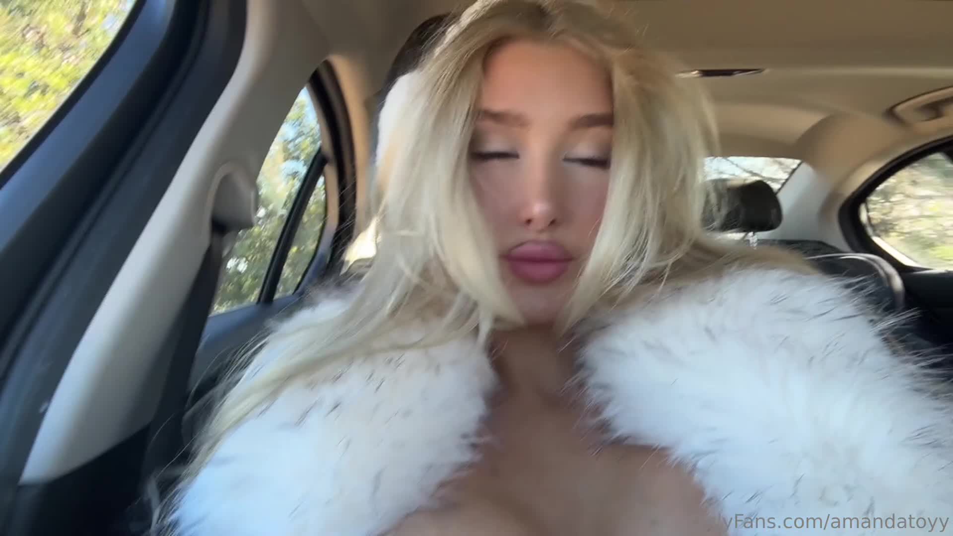 Video 931240 from AmandaToy / Amanda Toy