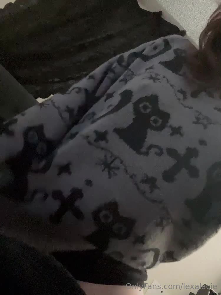 Video 931925 from lexalacie | hexkittie | crucifixlex | crucifixgrl
