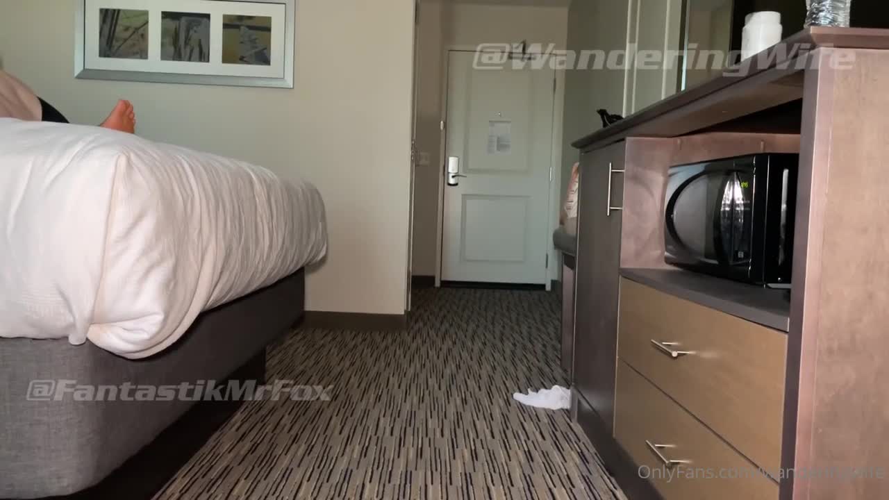 Video 932523 from WanderingWifeXXX