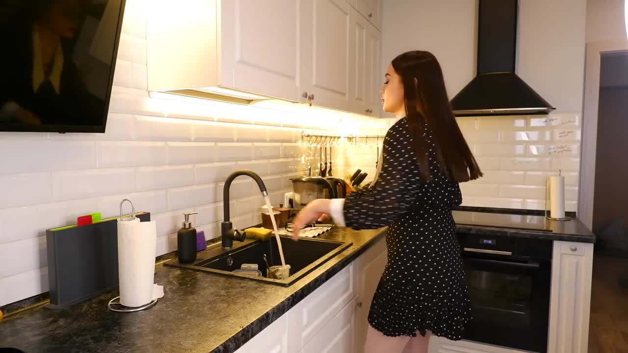 Video 934346 from Trisha Moon | Trisha Star