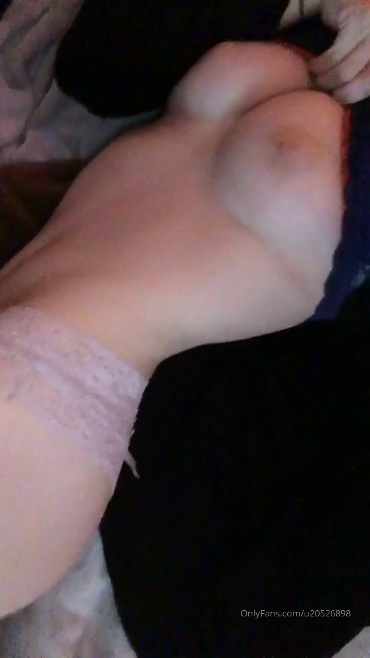 Video 934453 from Kat / BabyPeachHead