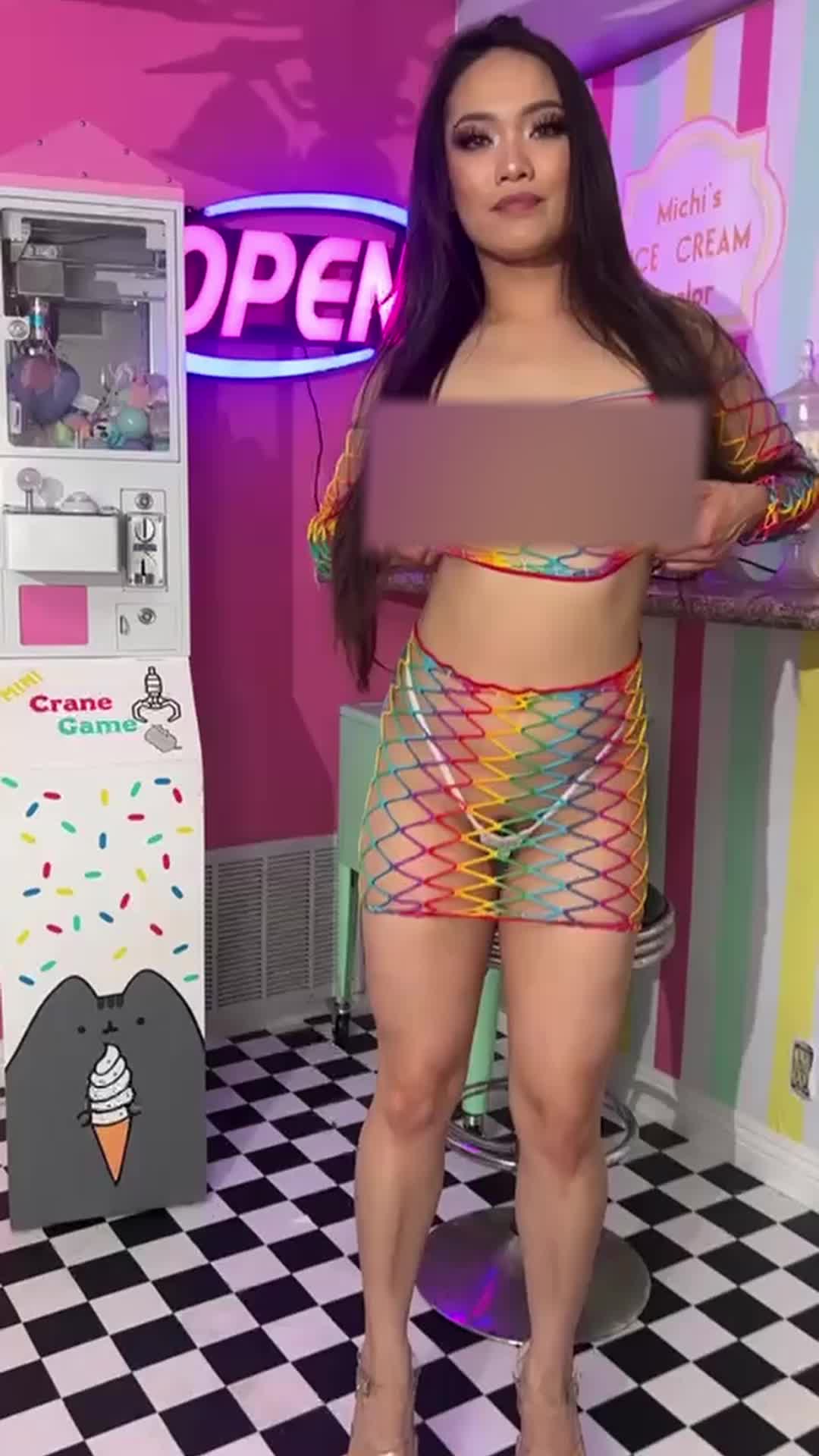 Video 936064 from Itsphamtf / J3ssnextd00r / OGPham / waifupham / ogphxm444 / Princess Pham / lil jasmine / hellophxm