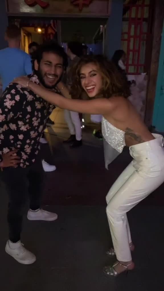 Video 938200 from Samicamusic