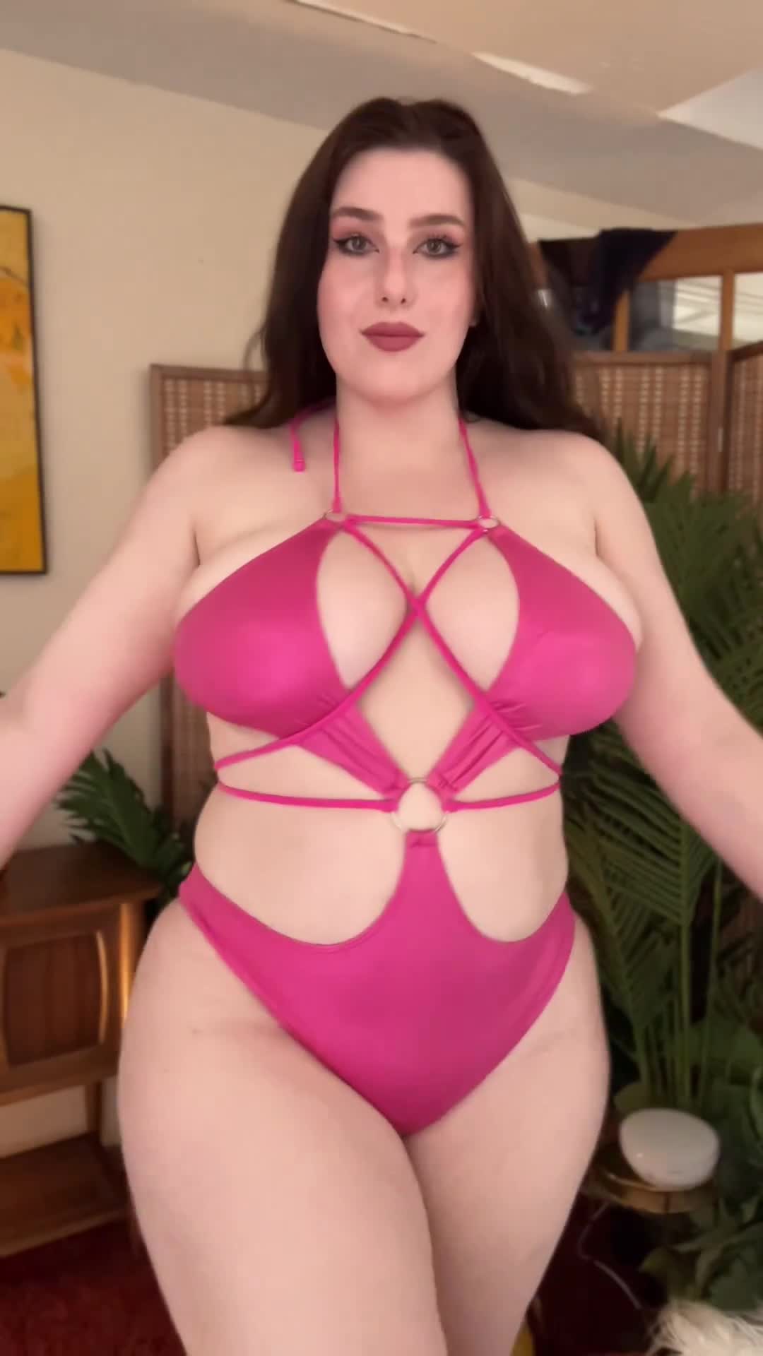 Video 939002 from Moxy Mary
