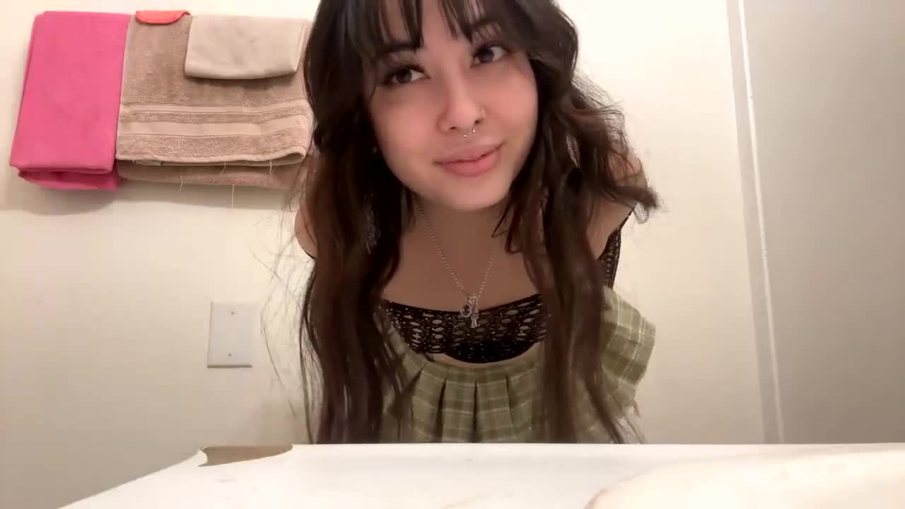 Video 940252 from Bby_Julesss /  Bby-Julesss aka Princess Tiny Titties